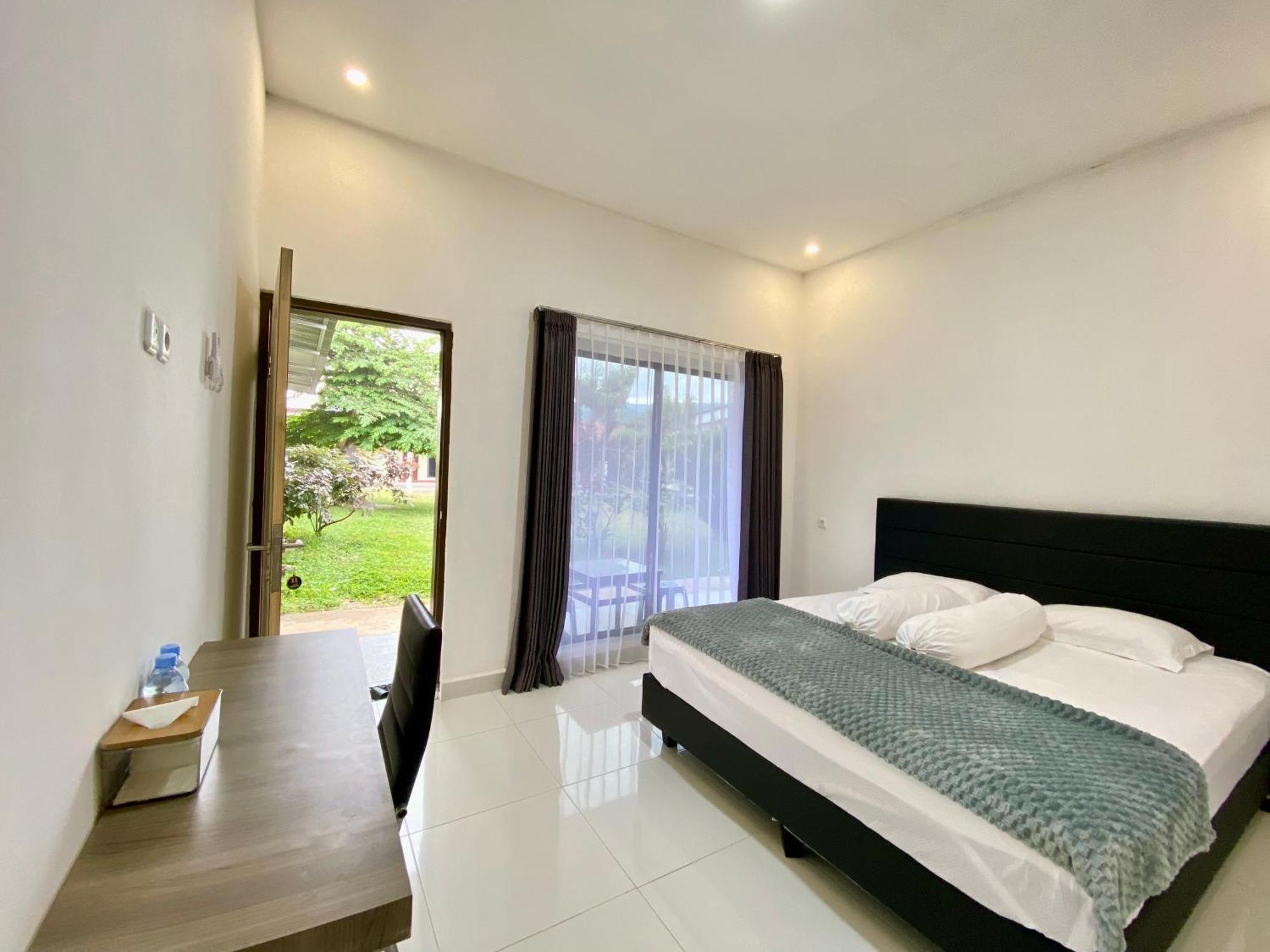 Ratodena Amadeo Guest House מראה חיצוני תמונה