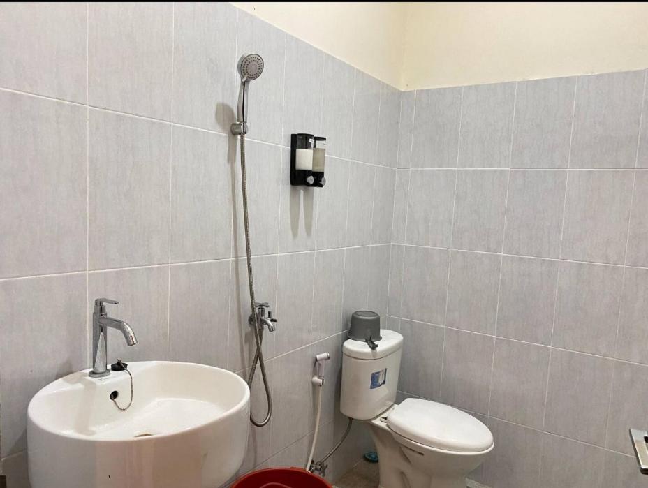Ratodena Amadeo Guest House מראה חיצוני תמונה