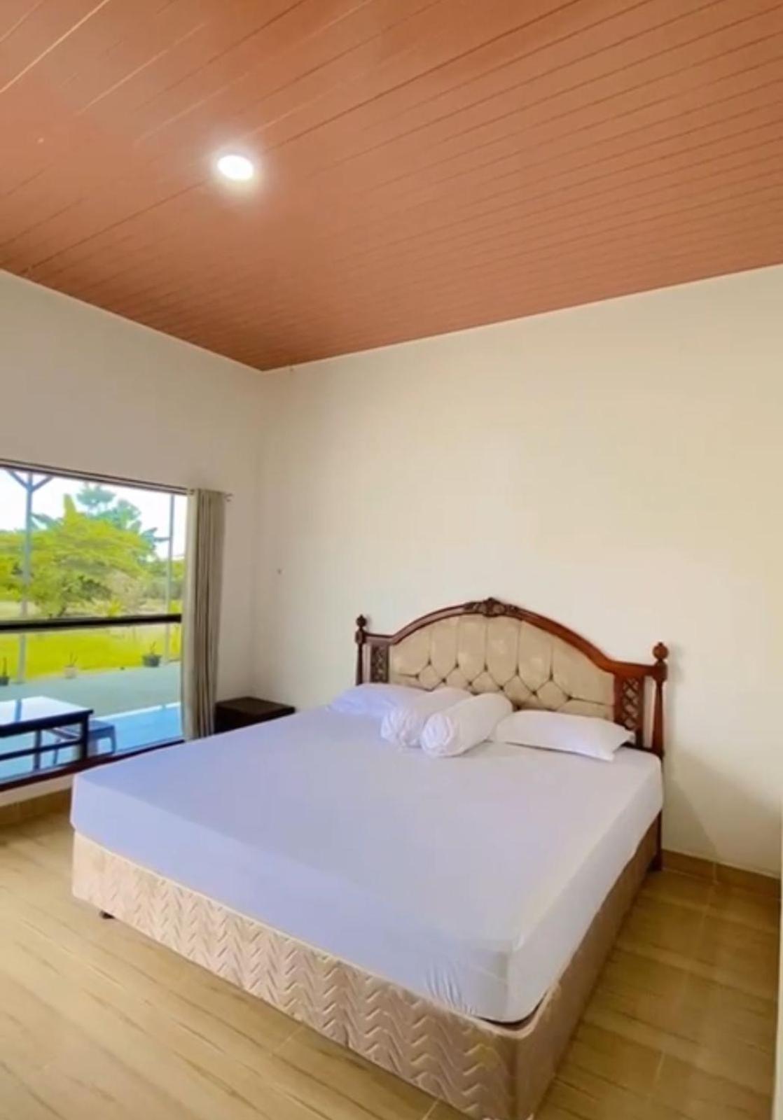 Ratodena Amadeo Guest House מראה חיצוני תמונה