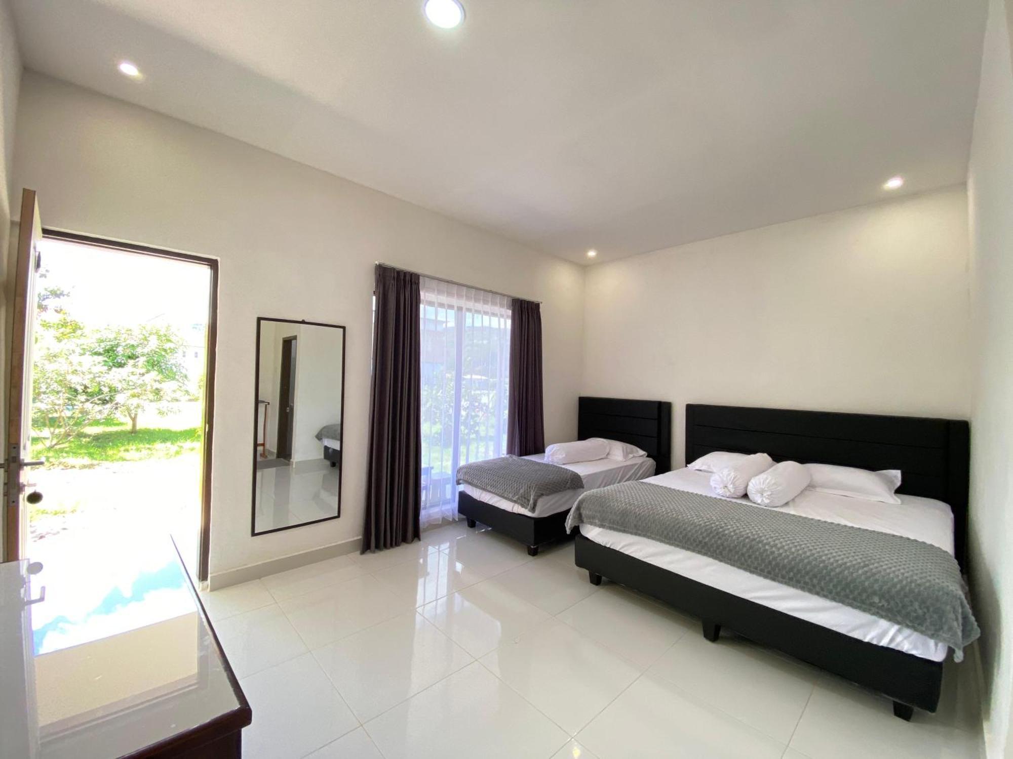 Ratodena Amadeo Guest House מראה חיצוני תמונה